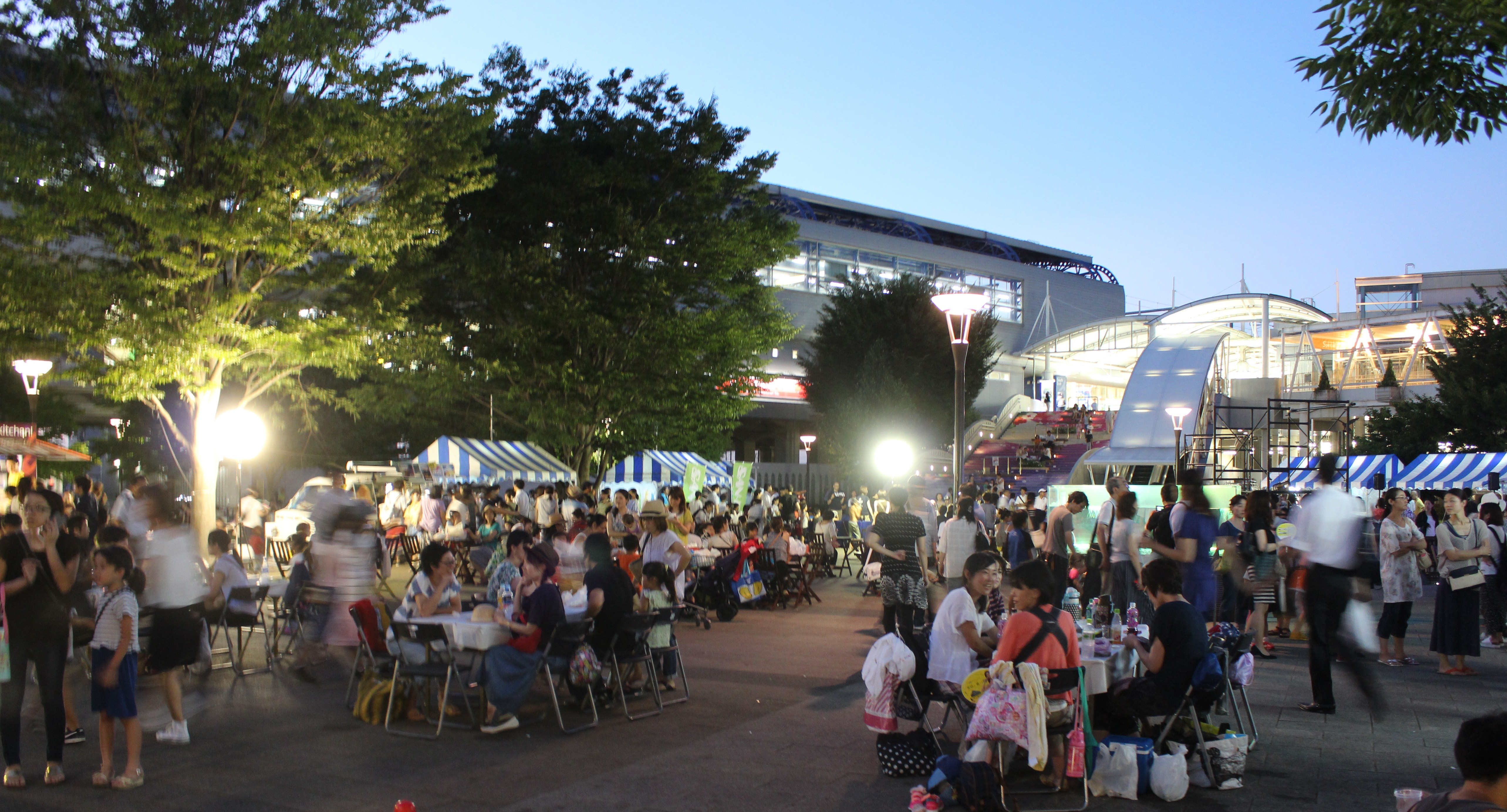 真夏の夜のファンタジー！ 流山おおたかの森で「森のナイトカフェ」開催 おいでよtx みんなでつくる。いいことつながる。つくば